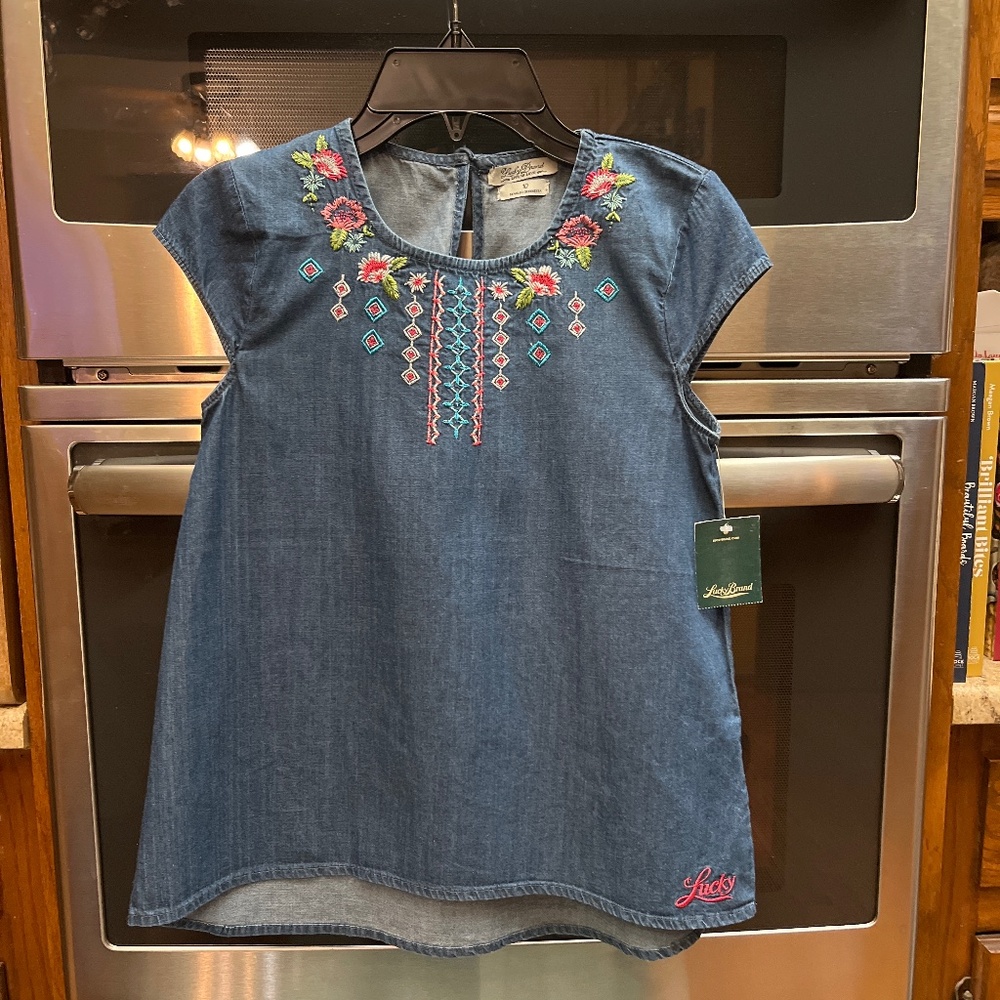 NWT Girls Lucky Brand Denim, Embellished Top.  Sz. 10